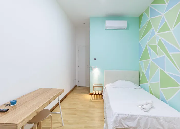 Gasthof Alloggi Costantini - Ospedale Gemelli - Metro Battistini 3*